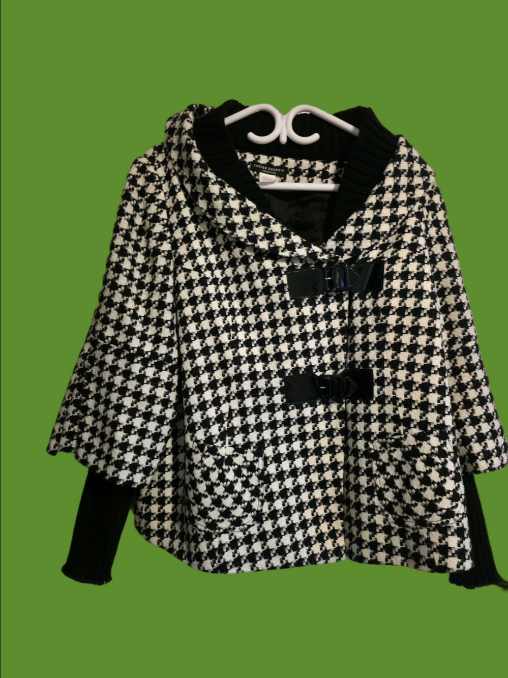 4/$67 Deal! Elegant Black and White Houndstooth Blazer